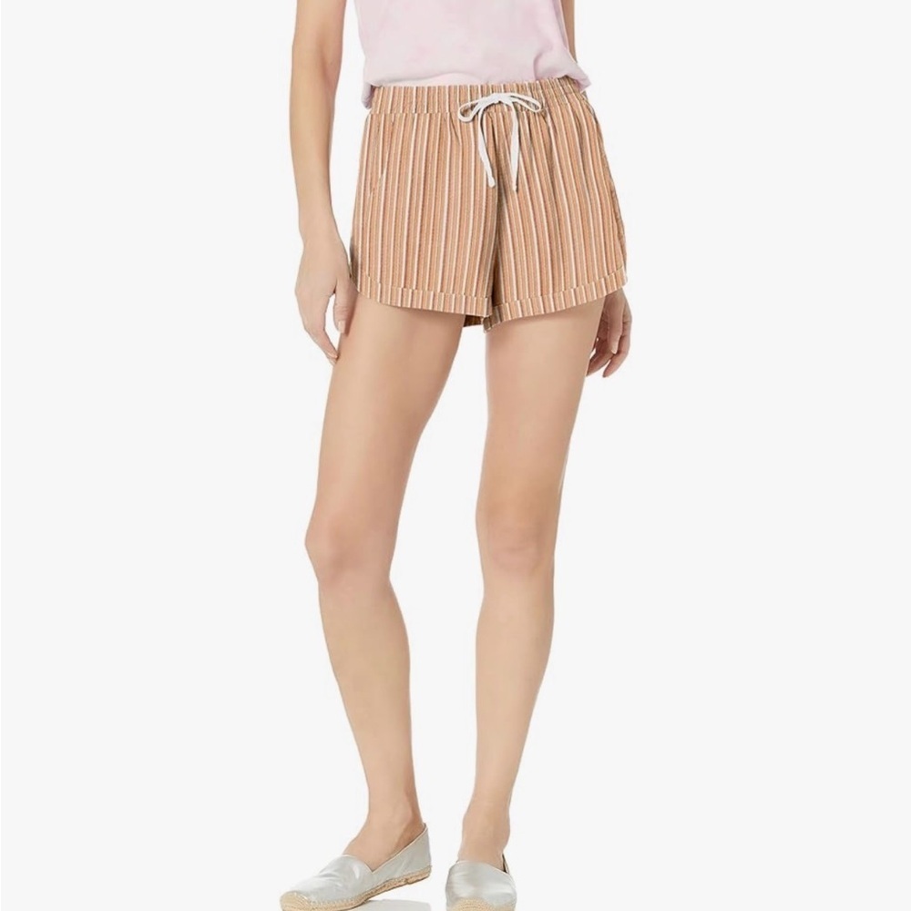 NWT Billabong Road Tripping Shorts